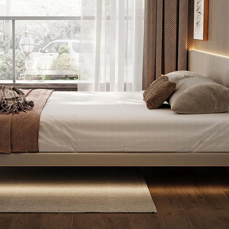 ベージュプラットフォームベッドコンテンポラリープラットフォームベッドフレームウッドと布張り