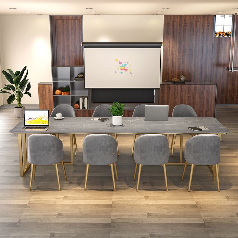 Bureau de bureau contemporain incurvé Bureau de traîneau gris avec des jambes en métal