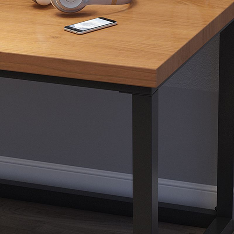 Modern Solid Wood Office Desk Rectangular Shape Task Desk with Sled Base in Brown Clearhalo 'furn' 'furn_office_desk' 'Furniture' 'Office Desks' 'Office Furniture' 'office_desk' 1200x1200_6d4572d3-8bd0-45e2-b1b7-5c0d0a33c241