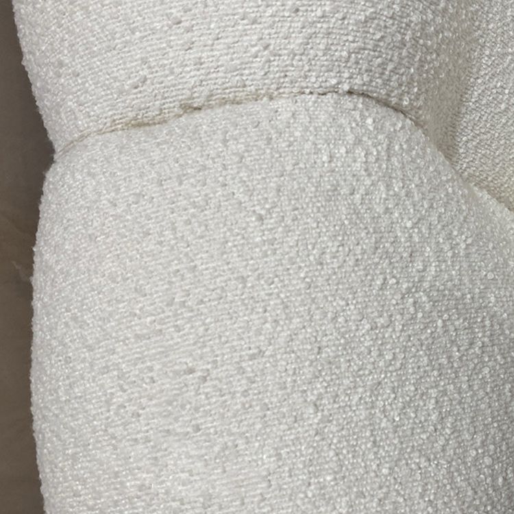 Zeitgenössisches weißes Wollsofa mit Tufted Rücken- und Smokingarm