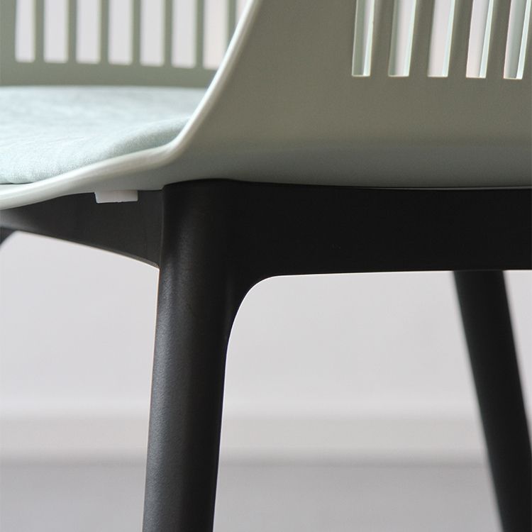 Nordic Style Plastic Dining Room Chair Windsor Back Side Chair for Home Use Clearhalo ' kitchen&dining_furn' 'Dining Chairs' 'Dining Tables & Seating' 'dining_chair' 'furn' 'furn_dining_chair' 'Furniture' 'furniture_dining_chair' 'Kitchen & Dining Furniture' 'kitchen' 1200x1200_6db83083-469e-42b8-ad3f-52c3edc23f27