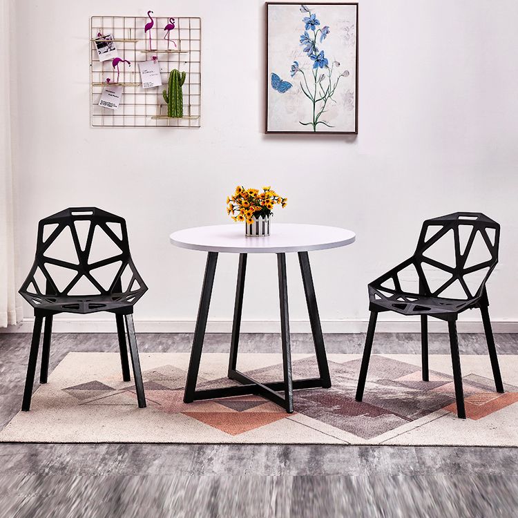Metal Contemporary Dining Table Indoor Round Table for Kitchen Clearhalo ' dining_table' 'Dining Tables & Seating' 'Dining Tables' 'furn' 'furn_dining_table' 'Furniture' 'furniture_dining_table' 'Kitchen & Dining Furniture' 'kitchen&dining_furn' 'kitchen' 'kitchen_dining_table' 1200x1200_6dbcef67-b807-4af4-9c8e-cc29e87f4ce2
