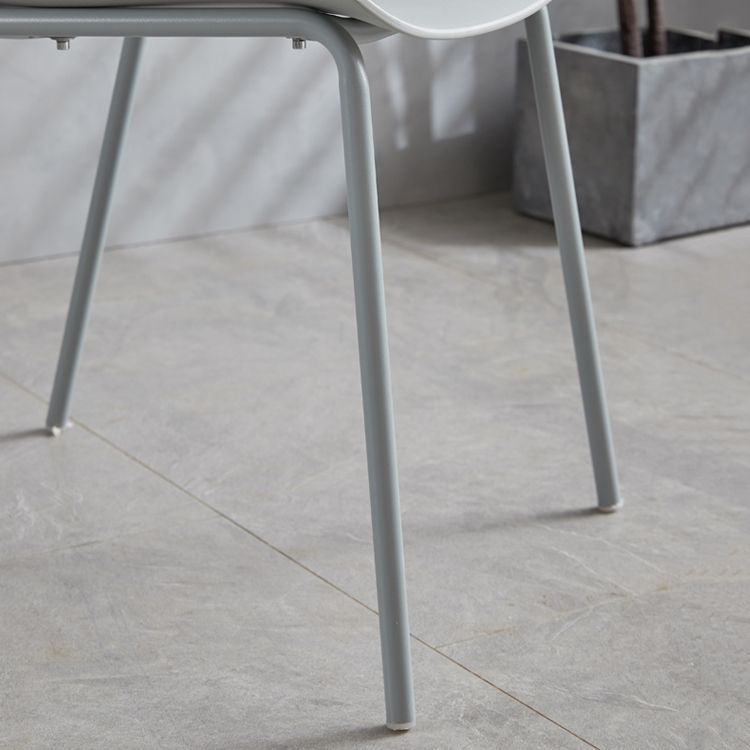 Modern Plastic Chair Parsons Chair in Matte Finish for Indoor