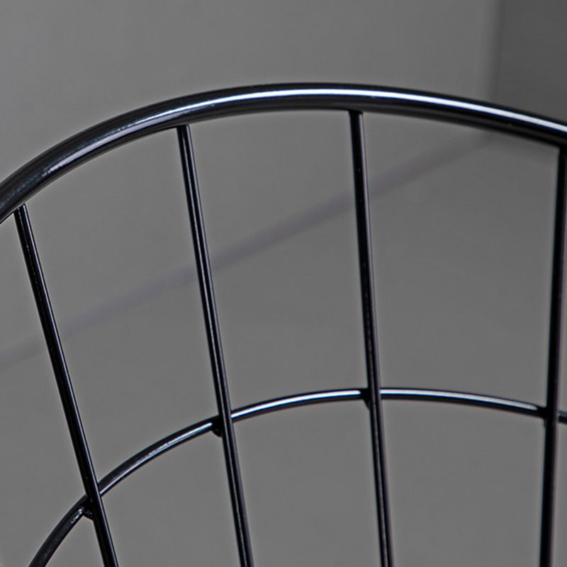 Black Metal Bar Stool Industrial Bar Height Armless Stool with Cushion Clearhalo 'Bar Furniture' 'Bar Stools' 'bar_stools' 'furn' 'furn_bar_stools' 'Furniture' 'Kitchen & Dining Furniture' 1200x1200_6dd4e955-13b6-4308-ae90-808bb2e21e0e