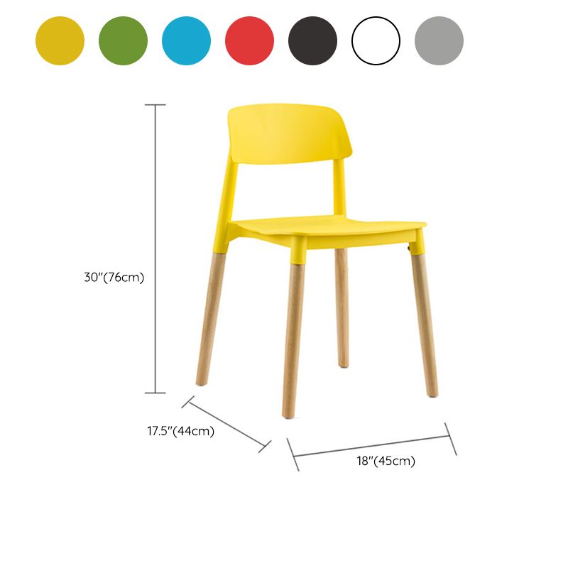 Chaise latéral de jambes en bois massif