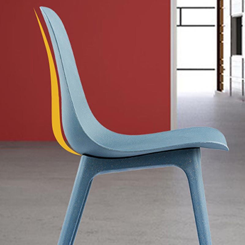 Chaises de salle à manger sans bras Plasons Parsons Furniture en plastique en finition mate