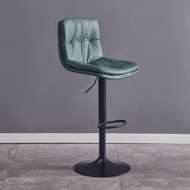 Sgabello da bar sul backrest girevole regolabile contemporaneo con poggiapiedi