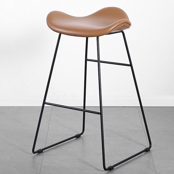Industrial Style Metal Bar-stool Bucket Seat Sled Legs Counter Stool for Kitchen Bar Clearhalo 'Bar Furniture' 'Bar Stools' 'bar_stools' 'furn' 'furn_bar_stools' 'furniture_bar_stools' 'Kitchen & Dining Furniture' 'kitchen&dining_furn' 'kitchen' 'kitchen_furn' Furniture' 1200x1200_6f343141-ee61-4354-b737-dd2a1f9d3969