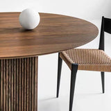 Tavolo da pranzo rotondo in stile contemporaneo tavolo in legno massiccio per cucina