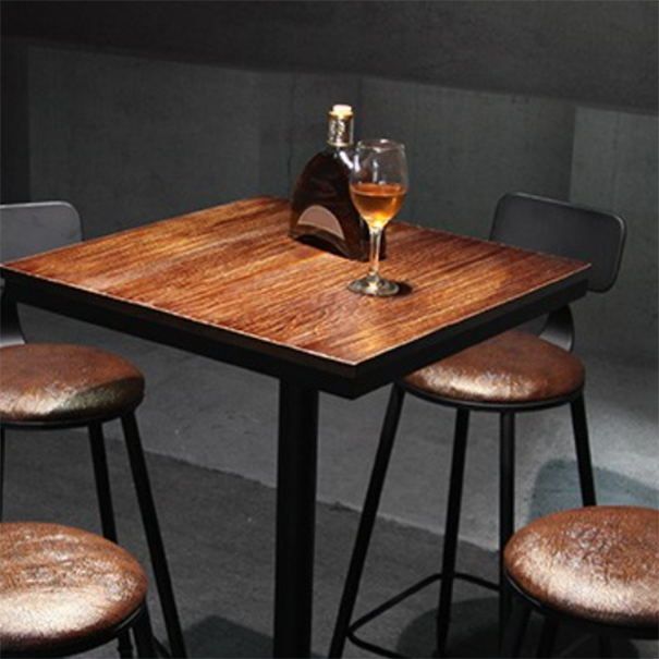 Set tavolo da bar industriale marrone Tavolo da bancone in legno massello da 1/3/5 pezzi per interni