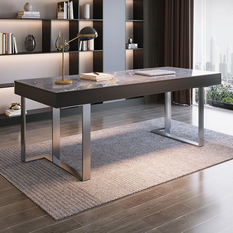 3つの引き出しライティングデスク石石長ステンレス鋼の脚付きオフィスデスク