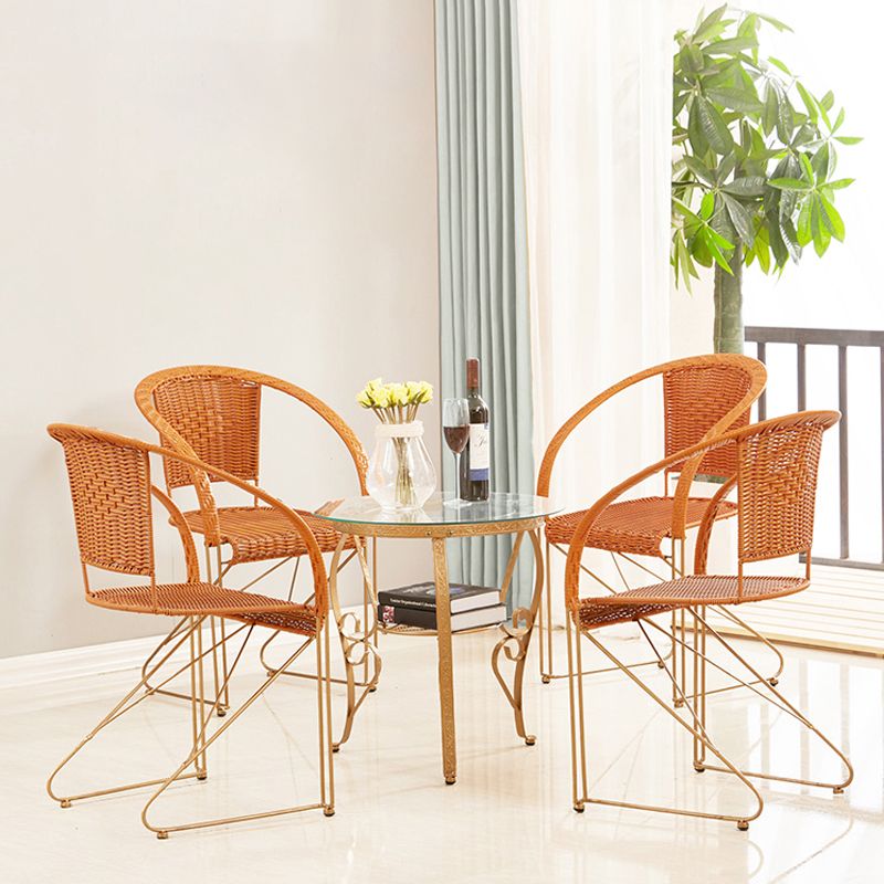 Chaise de bras en métal à dos tissé en bois de style moderne du milieu du siècle