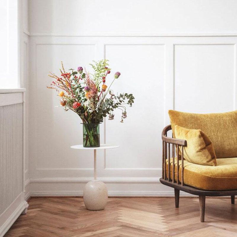 Moderne ronde metalen bijzettafel 15.74 "brede voetstuk eindtafel