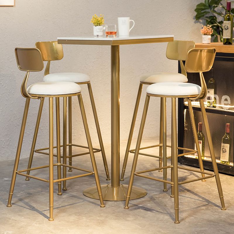 Glam Faux Marble Bistro Table Indoor Gold Steel Bar Dining Table with Single Pedestal Clearhalo 'Bar Furniture' 'Bar Tables' 'bar_tables' 'furn' 'furn_bar_tables' 'Furniture' 'furniture_bar_tables' 'Kitchen & Dining Furniture' 1200x1200_6ffe0fc5-ae7e-48c5-82c2-cf8b1d5566b1