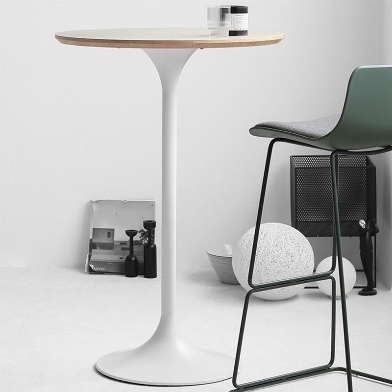 Modern Round Bar Table Fixed Bistro Bar Height Cocktail Table with Metal Pedestal Base Clearhalo 'Bar Furniture' 'Bar Tables' 'bar_tables' 'furn' 'furn_bar_tables' 'Furniture' 'Kitchen & Dining Furniture' 1200x1200_701fc763-7e75-47dc-a553-ae0874430af7