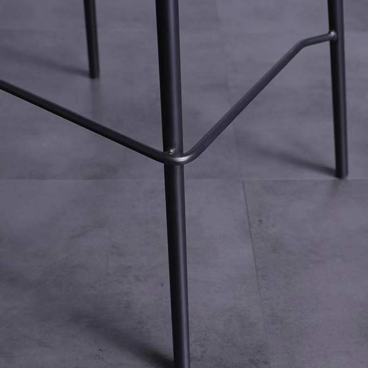 Contemporary Bar-stool Plastic Counter Bar Stool with Metal Legs for Kitchen Clearhalo 'Bar Furniture' 'Bar Stools' 'bar_stools' 'furn' 'furn_bar_stools' 'Furniture' 'furniture_bar_stools' 'Kitchen & Dining Furniture' 1200x1200_70b2dc35-01e6-4746-96b3-ddcd2f41b8ce