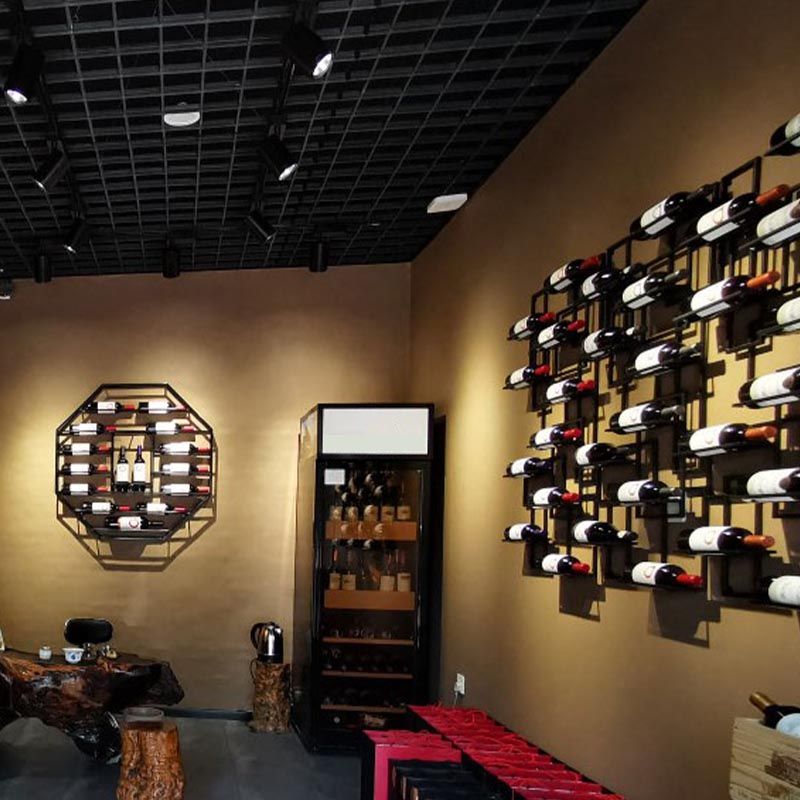 Industrie Wandmontierte Flaschen Weinregal Metall Wine Rack Flasche in Messing