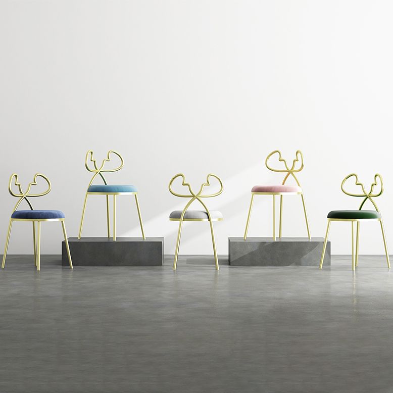 Silla lateral de comedor de tela Sillas de comedor abiertas de diseño nórdico