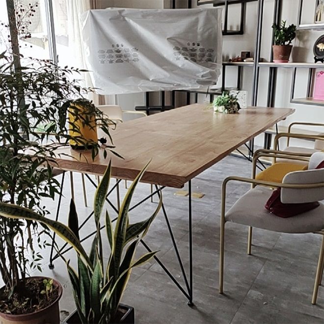 Rectangle Wood Color Dining Table Pine Solid Wood Table Glam with 4 Legs Clearhalo ' dining_table' 'Dining Tables & Seating' 'Dining Tables' 'furn' 'furn_dining_table' 'Furniture' 'furniture_dining_table' 'Kitchen & Dining Furniture' 'kitchen&dining_furn' 'kitchen' 'kitchen_dining_table' 1200x1200_70faf6f7-0a47-4b64-a251-d7081c4e83cb