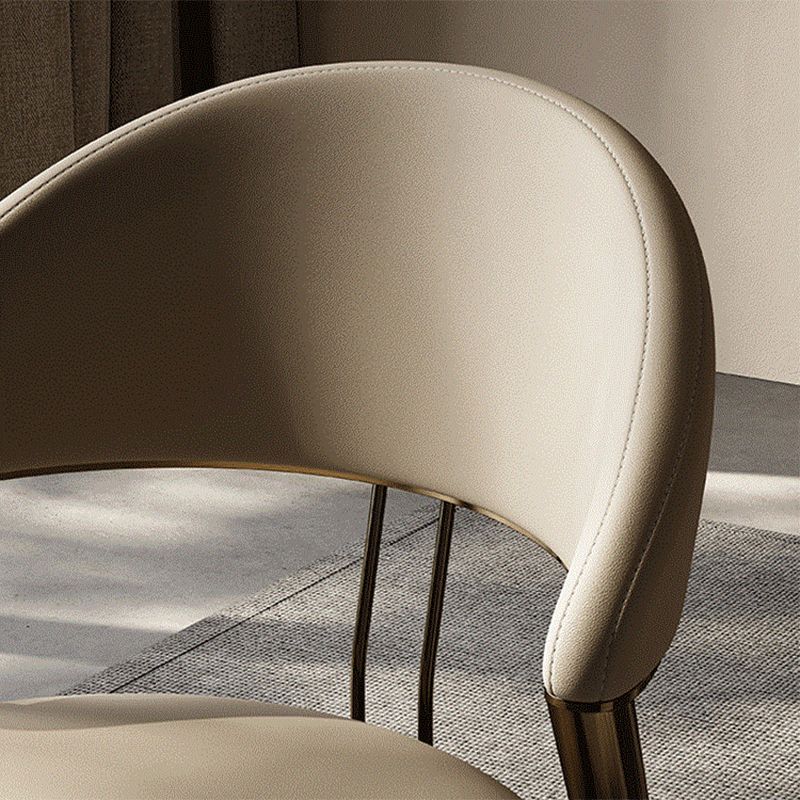 Sedia da pranzo a casa sedia laterale aperta.