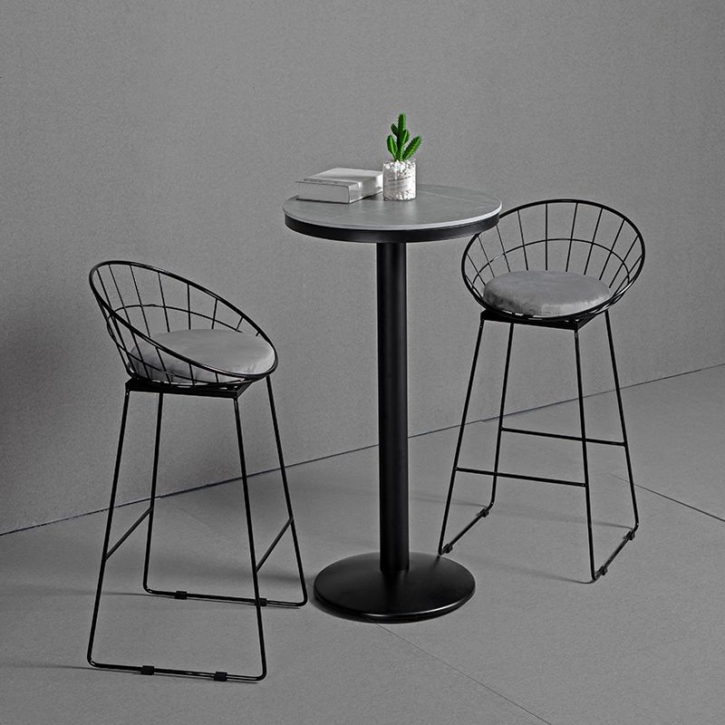 Sgabello da barra in tessuto glam sgabello senza braccio con base di metallo