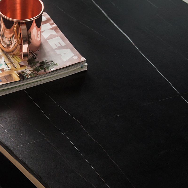 Luxe salontafel met stenen blad, cocktailtafel met metalen frame en plank