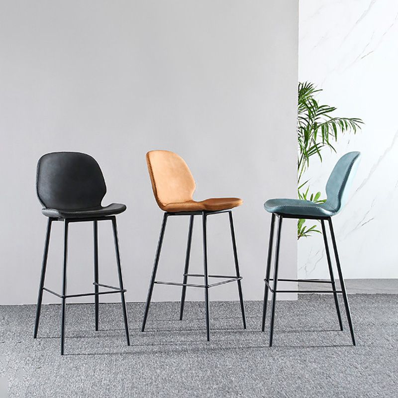 Modern Faux Leather Counter Stool Low Back Indoor Stool with Black Frame Clearhalo 'Bar Furniture' 'Bar Stools' 'bar_stools' 'furn' 'furn_bar_stools' 'Furniture' 'Kitchen & Dining Furniture' 1200x1200_71865ecb-6963-42b6-94f8-14f71d0749b4