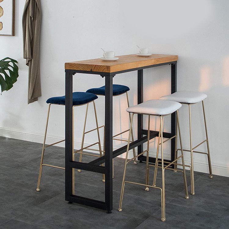 Glam Metallhocker gepolsterte Thekenhocker im matten Finish für Innenräume