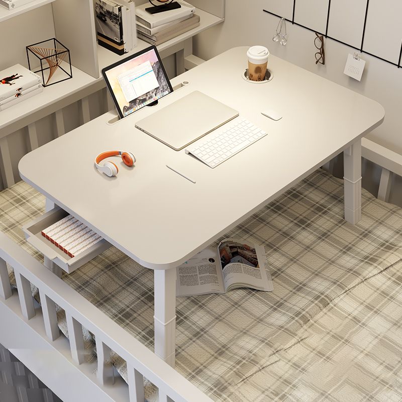 Escritorio de oficina de madera de ingeniería contemporánea escritorio de escritura con piernas blancas