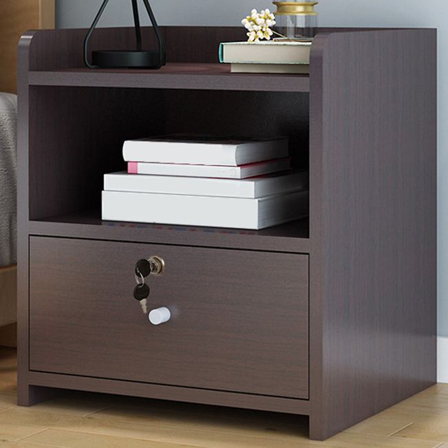 Panel artificial 18 '' Altantador de cajones de la mesita de altura Moderno de cama de cama con cerradura