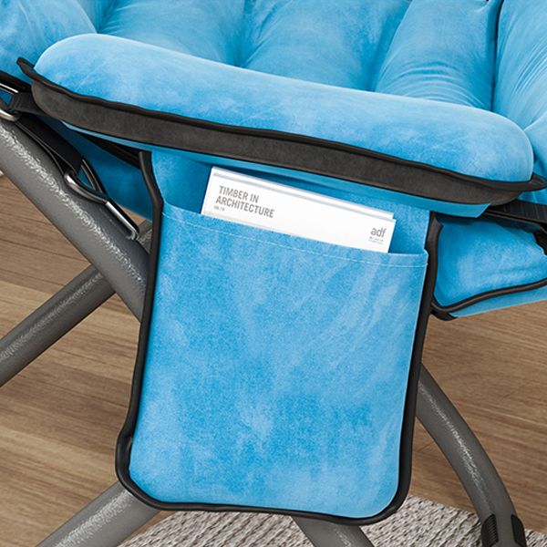 Reclinabile standard contemporaneo con base in metallo e tasche laterali