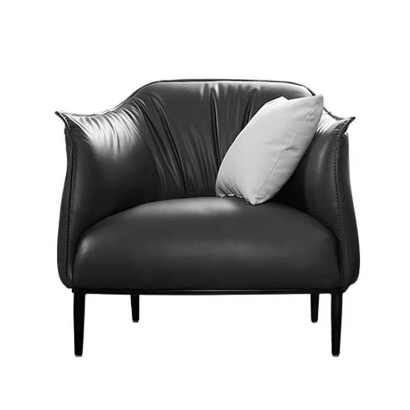 Les bras en cuir en faux cuir de couleur de couleur unie comprennent une chaise de base à quatre jambes