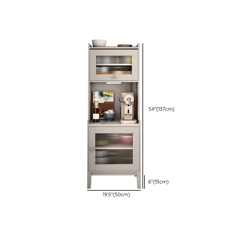 Tavolo da sideboard in pietra a buffet in stile glam con mobile