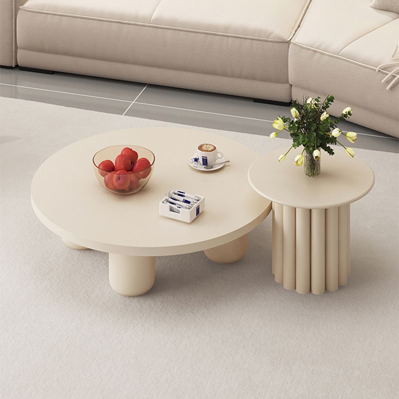 Table basse ou table d'appoint moderne en bois artificiel, ronde, beige