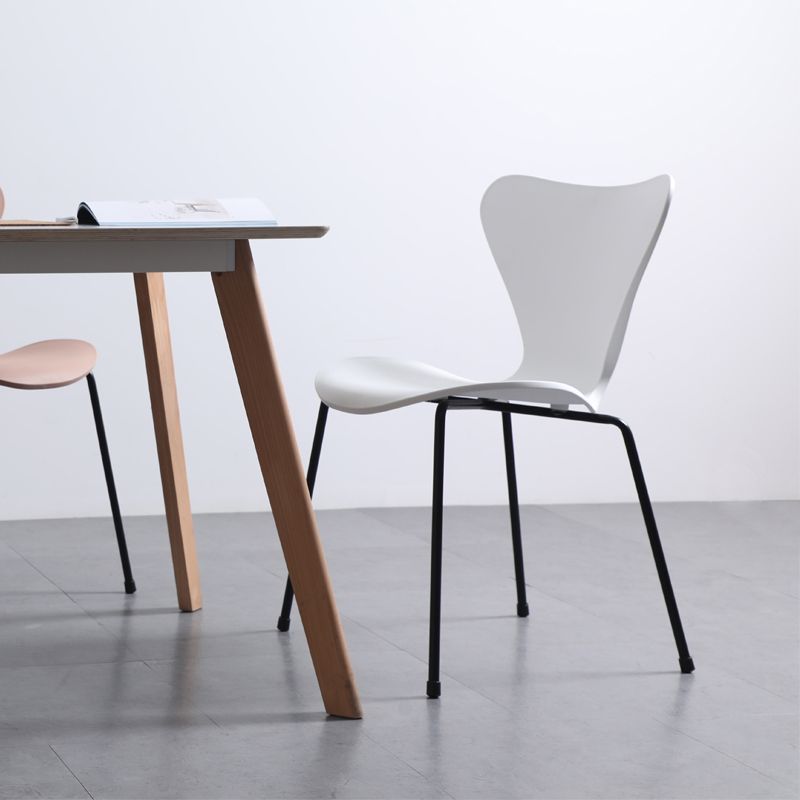 Modern Armless Side Chairs with 4 Black Finish Legs Plastic Solid Chairs for Home Use Clearhalo ' kitchen&dining_furn' 'Dining Chairs' 'Dining Tables & Seating' 'dining_chair' 'Furniture' 'furniture_dining_chair' 'Kitchen & Dining Furniture' 'kitchen' 1200x1200_730bfbc2-38de-4034-9cfd-26151356dc71