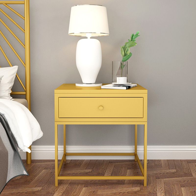 Tablette de chevet en métal à 1 dessin, 21,7 "