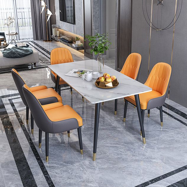 長方形の焼結された石造りの食堂モダンなホームキッチンデスク4つの黒い足のある