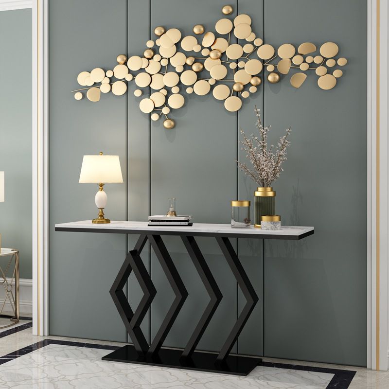 Table de console rectangle glam avec une base de piédestal et un dessus en marbre