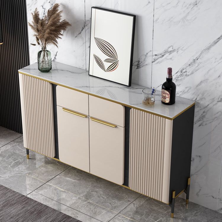 Scheda laterale per scaffalature regolabili in pietra di credenza in stile glam con armadi e cassetti