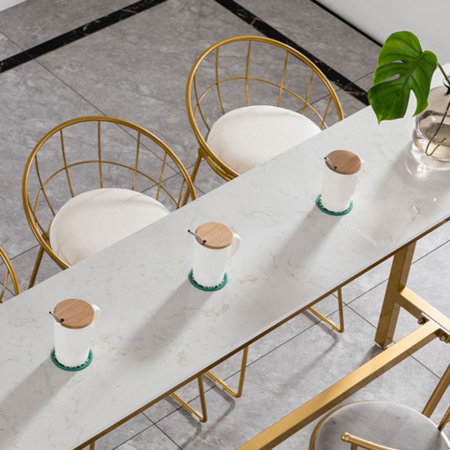 Gold Metal Base Dining Stools Low Back Round Bar Stools with Footrest Clearhalo 'Bar Furniture' 'Bar Stools' 'bar_stools' 'furn' 'furn_bar_stools' 'Furniture' 'Kitchen & Dining Furniture' 1200x1200_73877490-134c-4b3f-a2c0-f9dd59b09a31