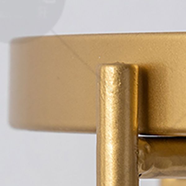 Tavolo laterale superiore del vassoio rotondo della metà del secolo Metal 4 gambe tavolino con scaffale