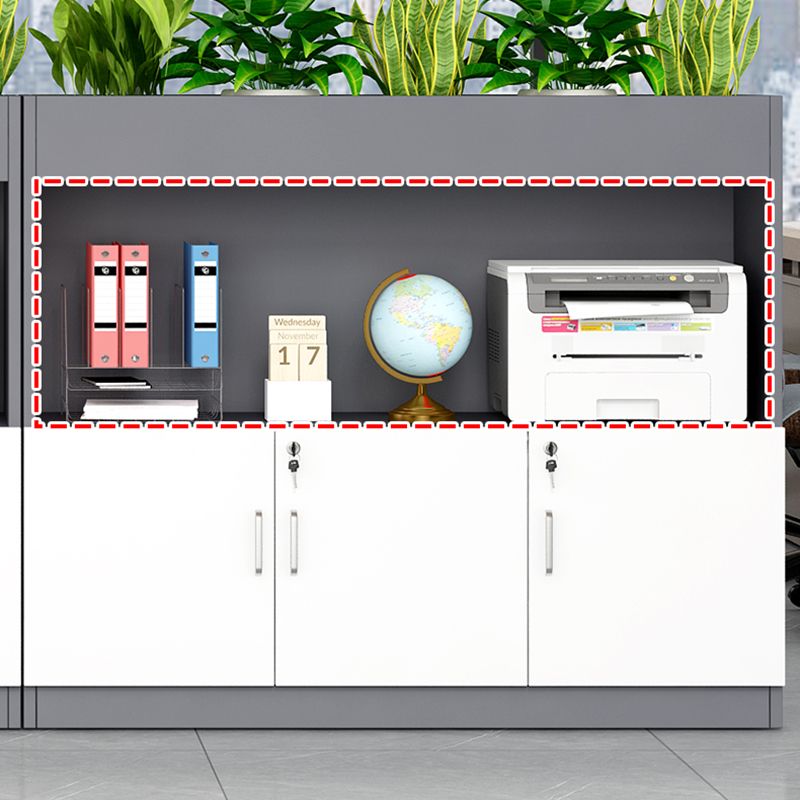 Armadio di archiviazione in legno di archiviazione contemporanea.