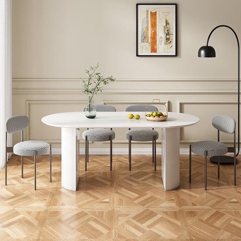 Steen bovenste eettafel Moderne dubbele voetstuktafel in het wit