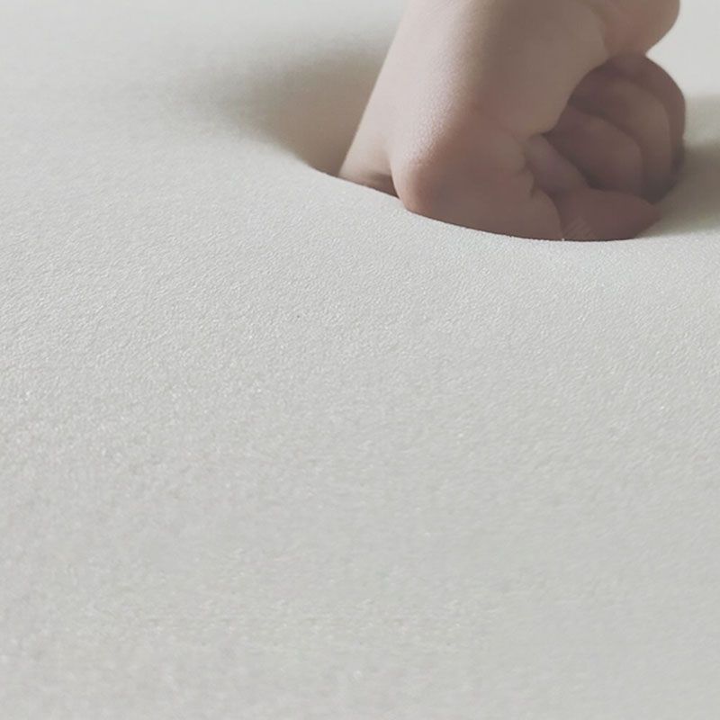 ステイン抵抗性のあるリビングルーム枕トップアーム標準グレーソファ