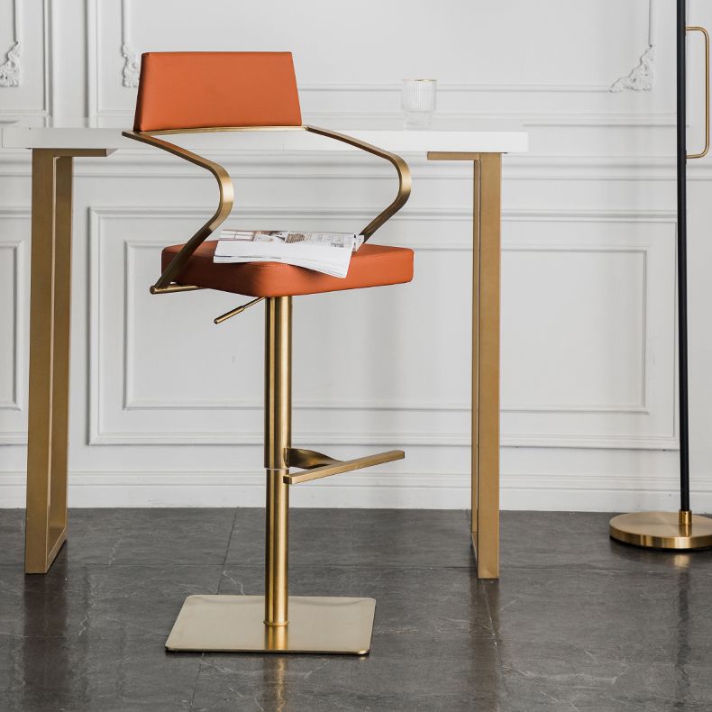 Sgabello da bar strillabile in pelle glam in pelle per cucina