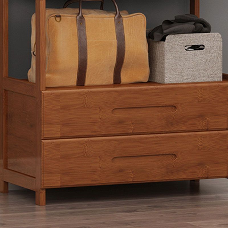 Zeitgenössische Holzattrack Hängende Schiene und Regale Aufbewahrungsbleiderbügel