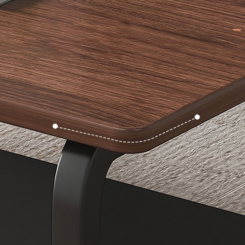 Modern 15,7 "hoge metalen slede rechthoekige houten bovenste salontafel met plank