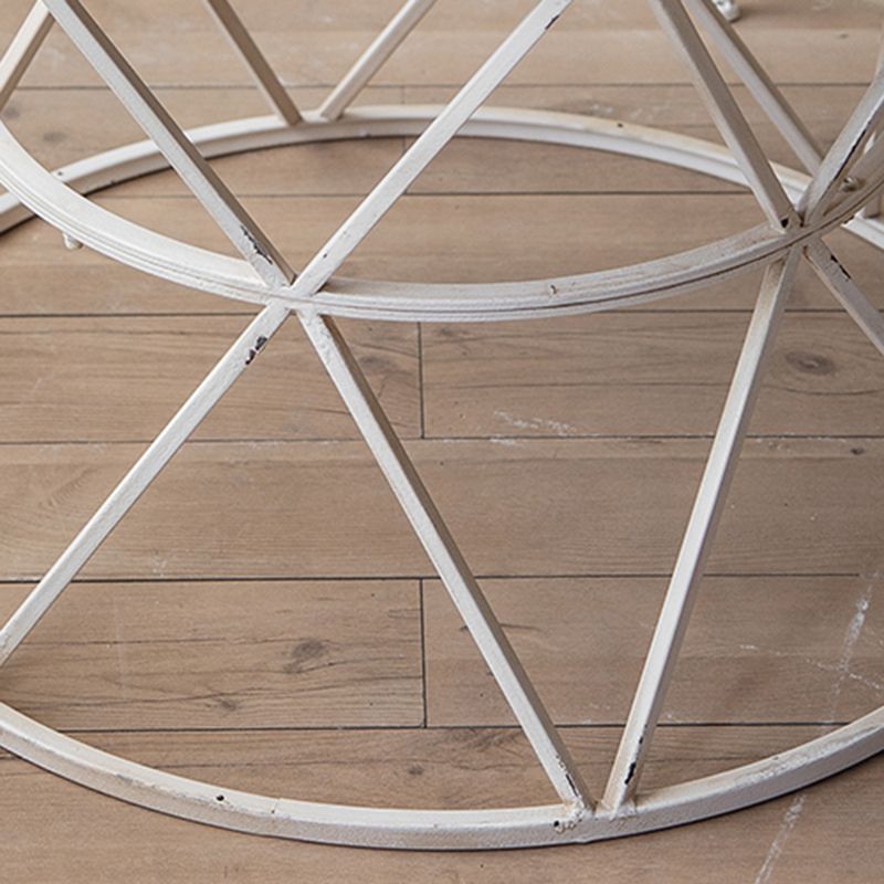 Table d'extrémité en bois massif de forme ronde avec table d'angle de base en métal pour le salon