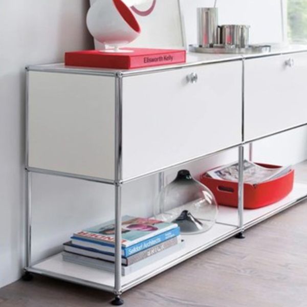 Sideboard in acciaio inossidabile in stile contemporaneo