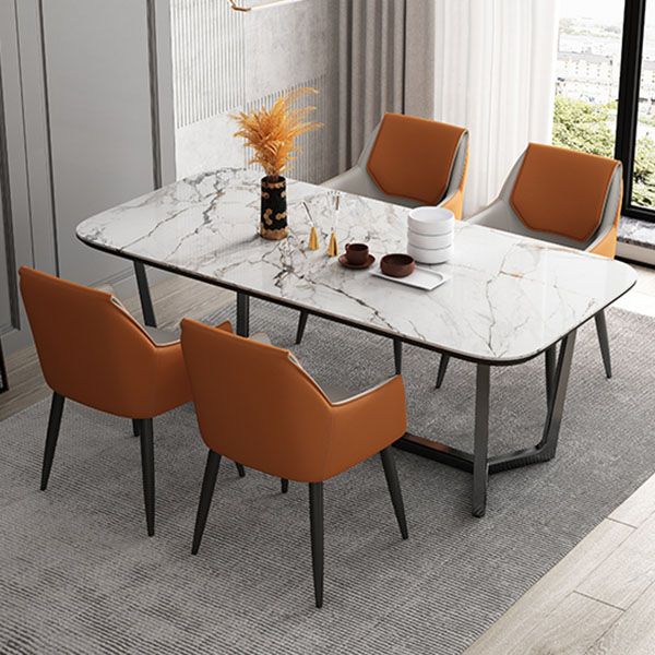 Silla de comedor de cuero moderno de cuero con patas con patas de acero en acabado mate para casa